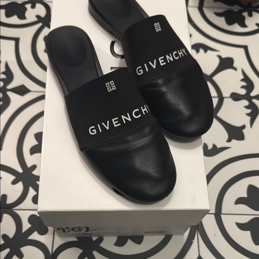 Givenchy Black Logo Slides